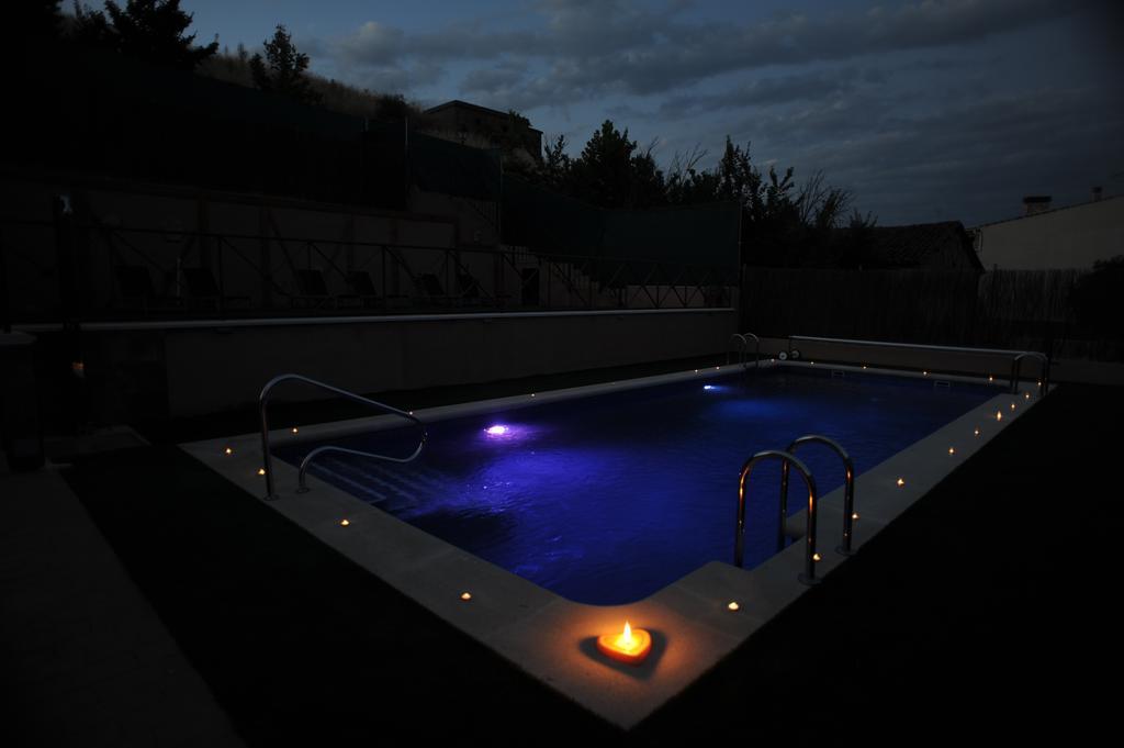 El Rincon De Monasterio Guest House ภายนอก รูปภาพ