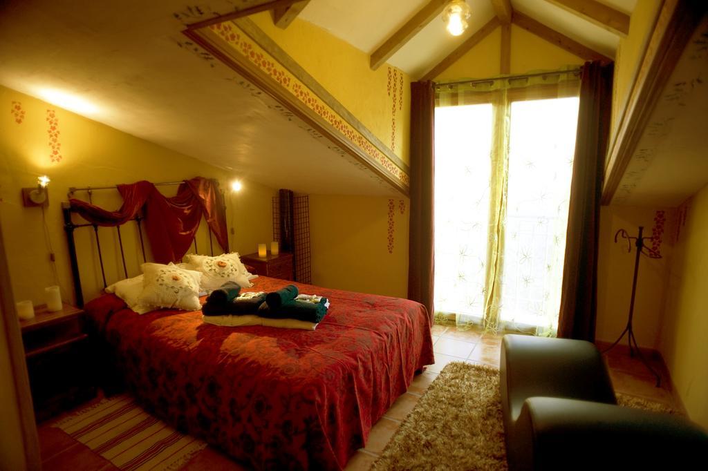El Rincon De Monasterio Guest House ภายนอก รูปภาพ